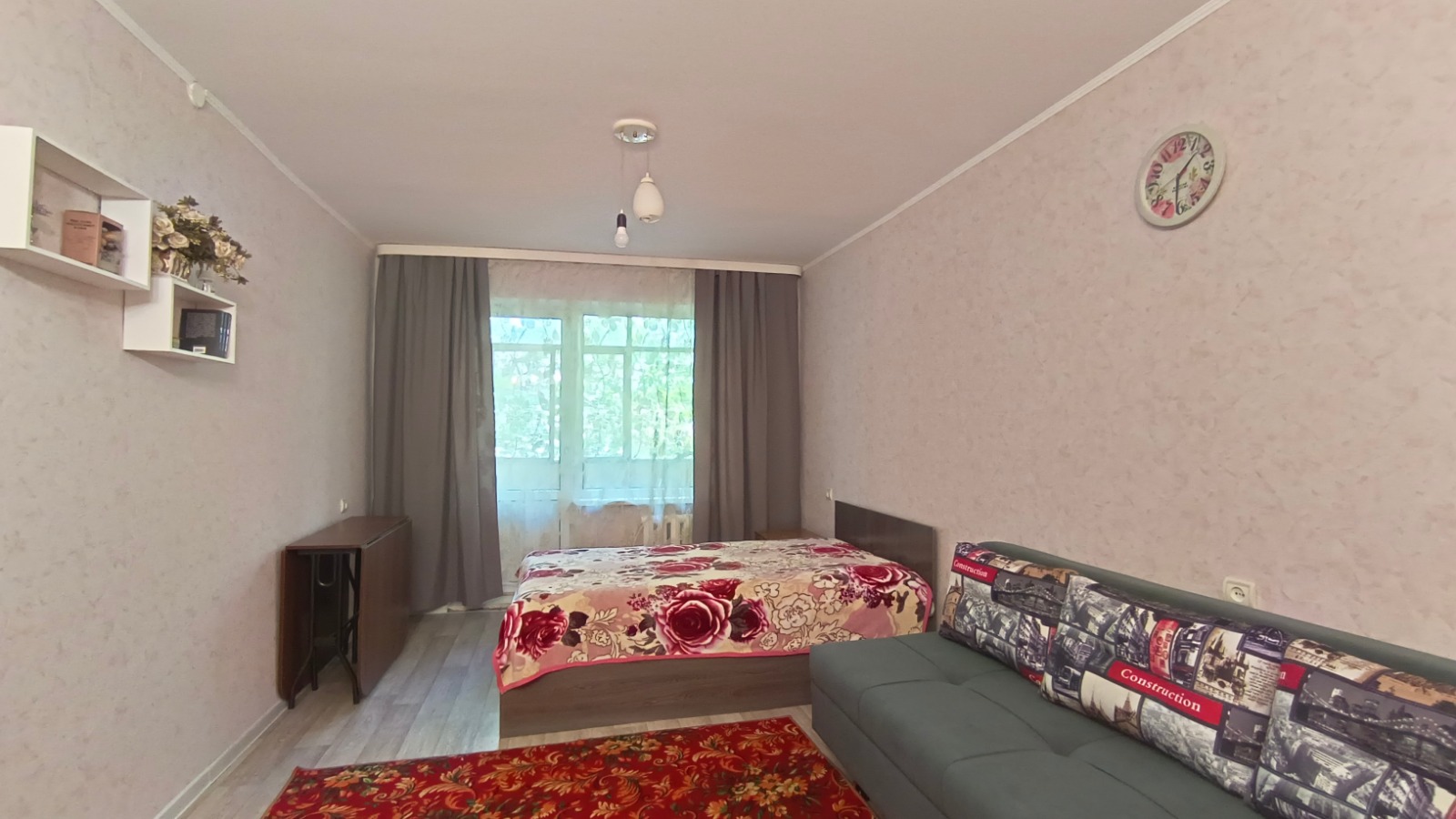 1 room flat — 1-room Apartment in Almalinskii